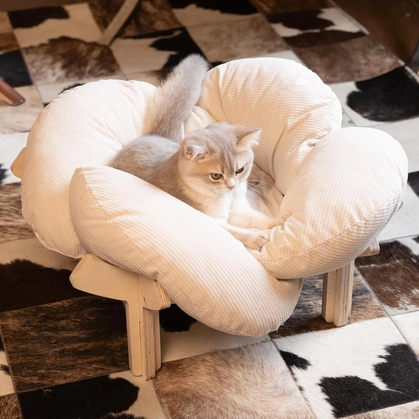 Elevated Cat Bed Wooden with Cushion Fluffy Pet Couch Sofa for Indoor Cats Raised Kitty Lounge Chair Suitable for Puppy, Cat