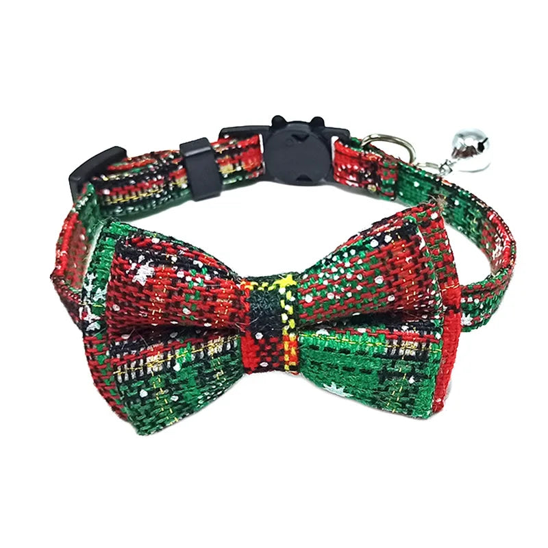 Pet Breakaway Cat Collar Bow Tie and Bell Cute Plaid Christmas Red Elastic Adjustable Collar With Sash Small Bell For Cats