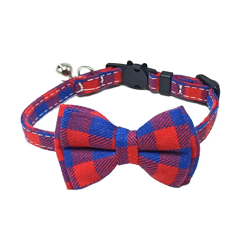 Pet Breakaway Cat Collar Bow Tie and Bell Cute Plaid Christmas Red Elastic Adjustable Collar With Sash Small Bell For Cats