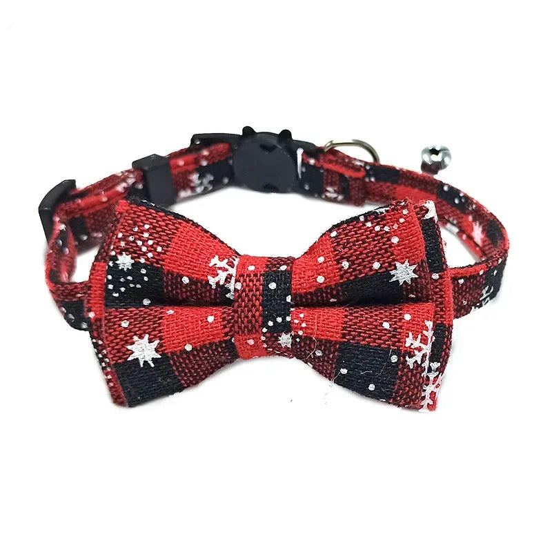 Pet Breakaway Cat Collar Bow Tie and Bell Cute Plaid Christmas Red Elastic Adjustable Collar With Sash Small Bell For Cats