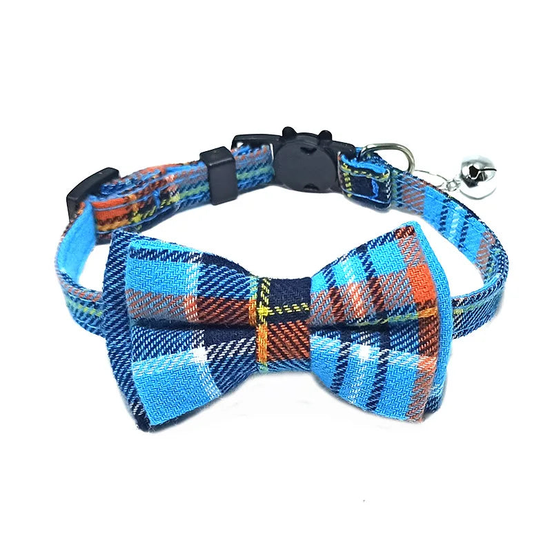 Pet Breakaway Cat Collar Bow Tie and Bell Cute Plaid Christmas Red Elastic Adjustable Collar With Sash Small Bell For Cats