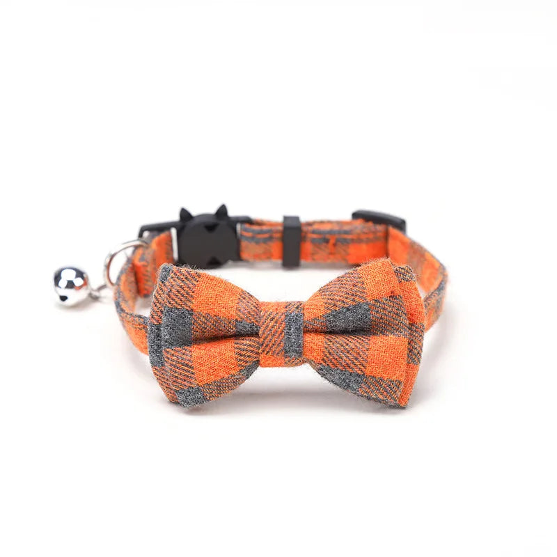 Pet Breakaway Cat Collar Bow Tie and Bell Cute Plaid Christmas Red Elastic Adjustable Collar With Sash Small Bell For Cats